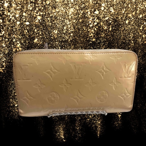 Louis Vuitton Gold Monogram Zippy Vernis Wallet SP4171; made in France - Picture 12 of 13